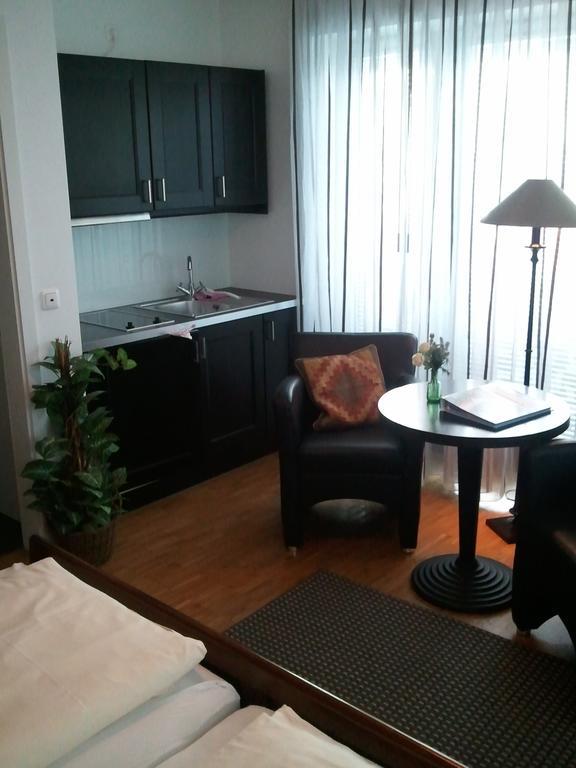 Heldts Aparthotel Екернферде Екстер'єр фото